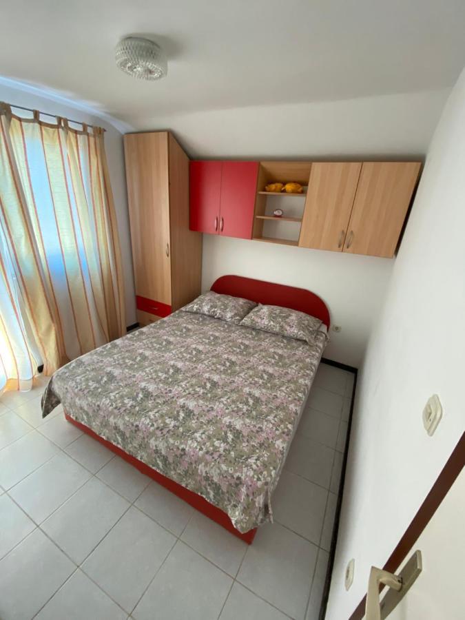 Marsela Apartment Grebastica