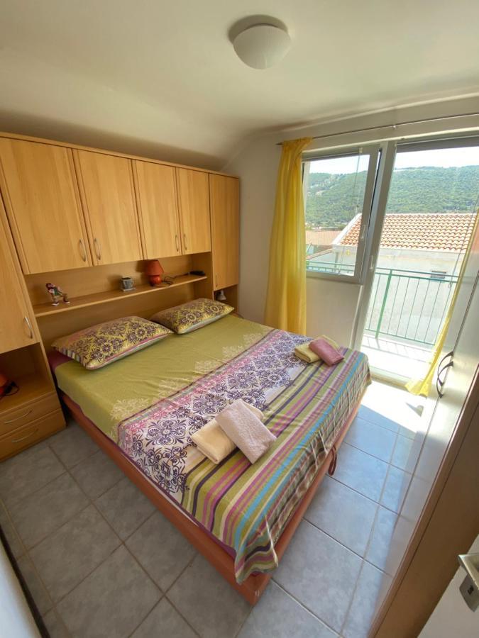 Marsela Apartment Grebastica
